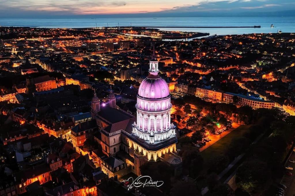 Apartmán Le Tiki De Notre-Dame - Duplex Vue Cathedrale Boulogne-sur-Mer Exteriér fotografie